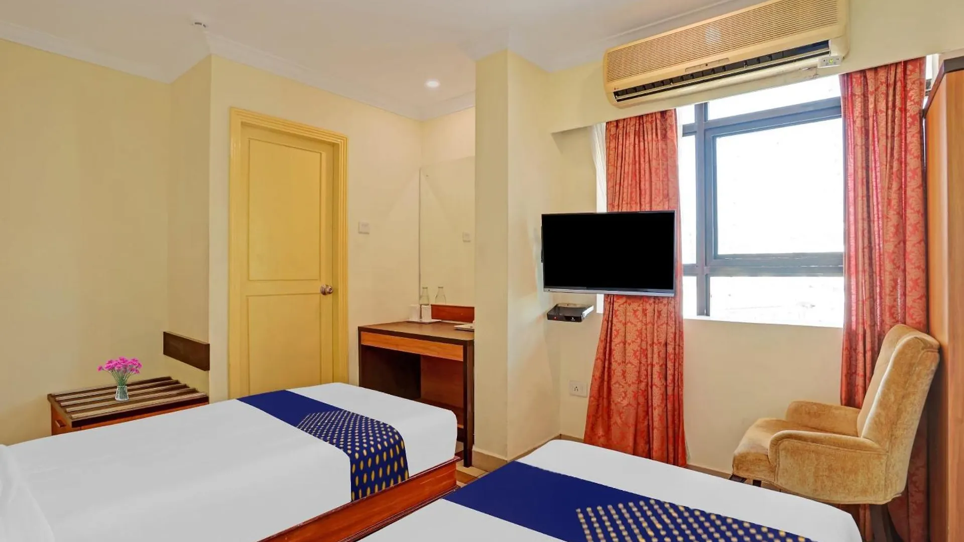 Hotel Super Capital O Indrapuri Rajadhani Thiruvananthapuram