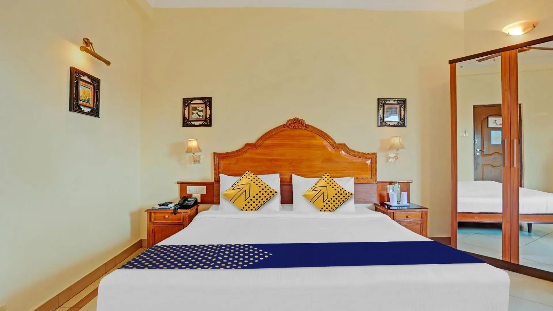 Super Capital O Indrapuri Rajadhani Thiruvananthapuram Hotel