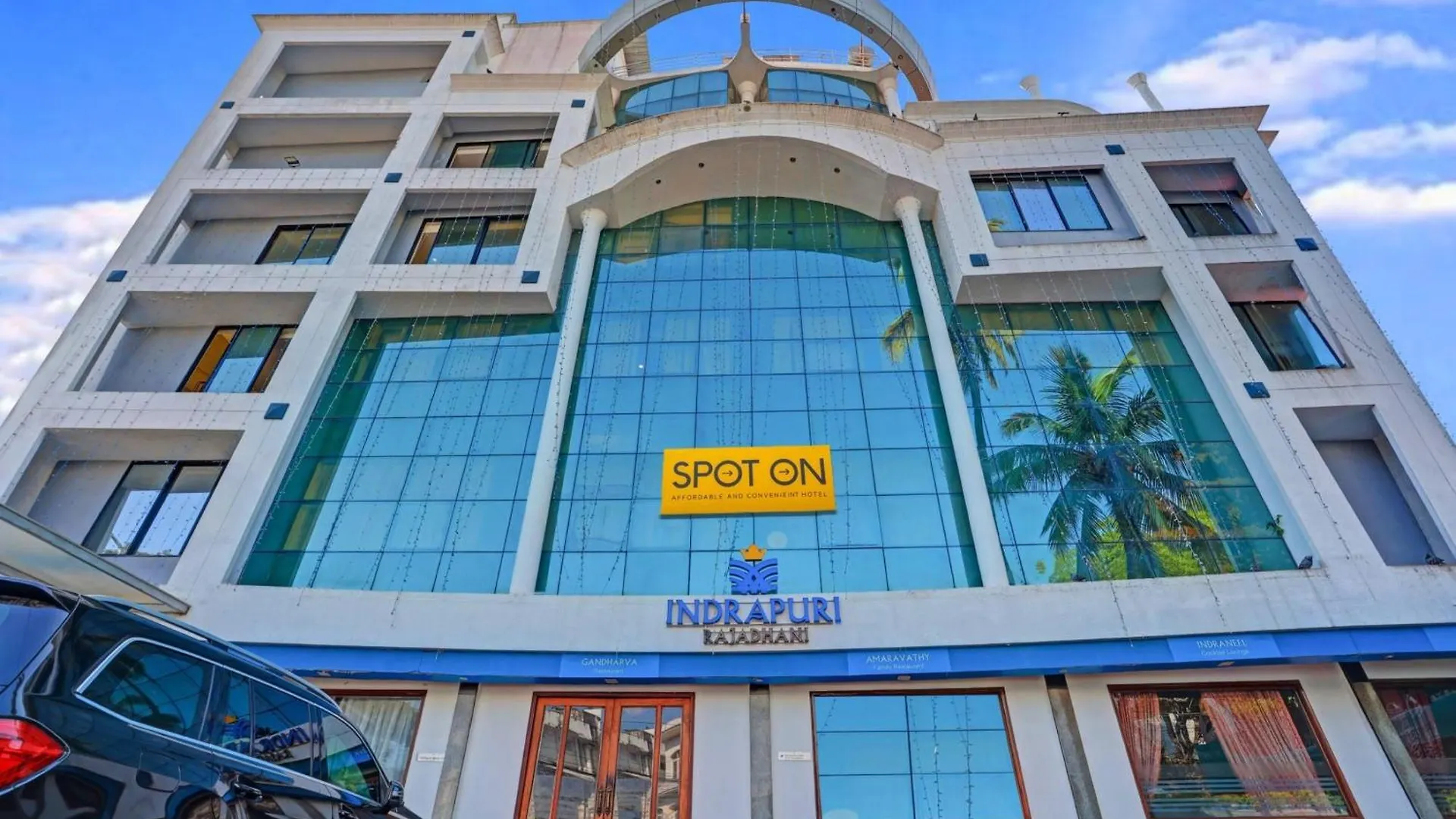 Super Capital O Indrapuri Rajadhani Thiruvananthapuram 3*,  Indie
