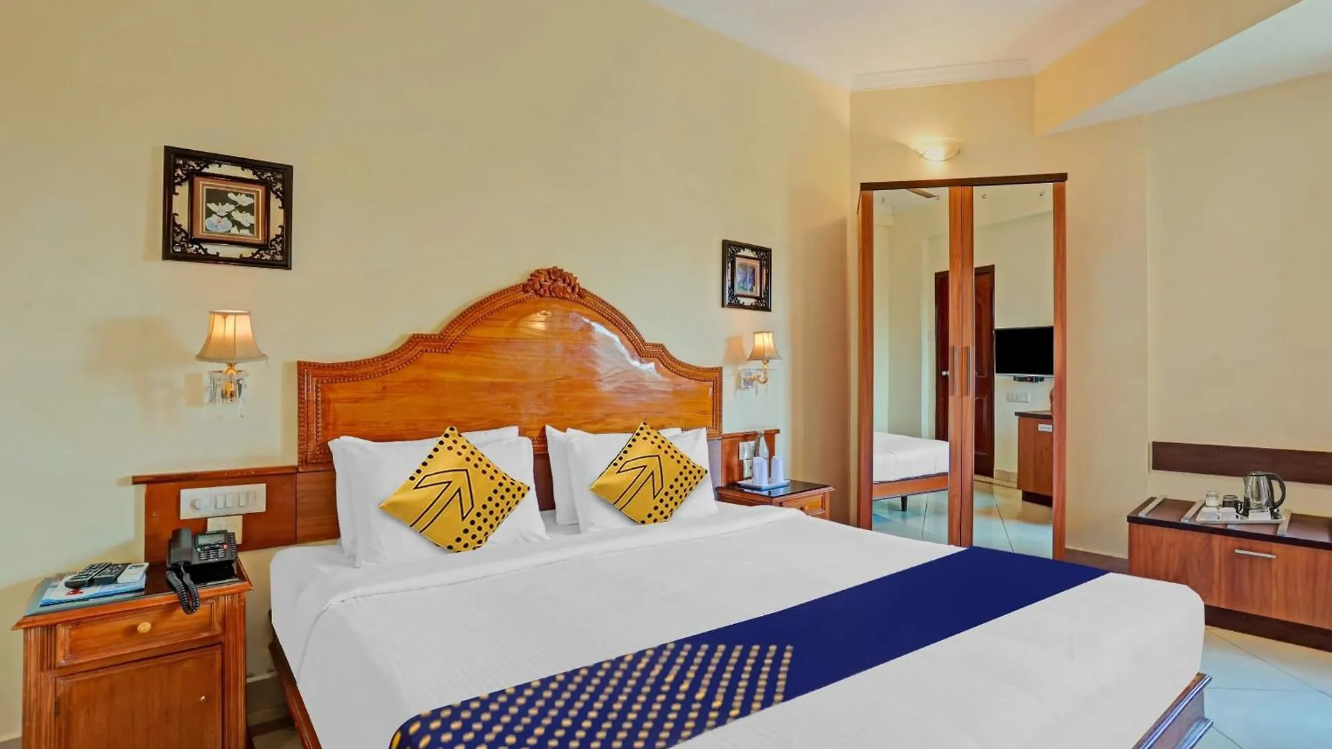 Super Capital O Indrapuri Rajadhani Thiruvananthapuram Hotel